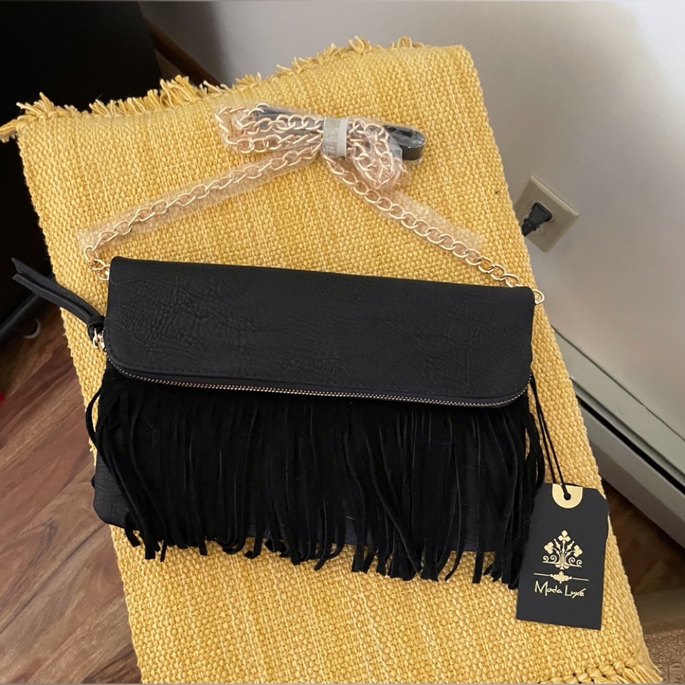 🔴NWT🔴 Moda Luxe Black Shoulder Bag with Fringe